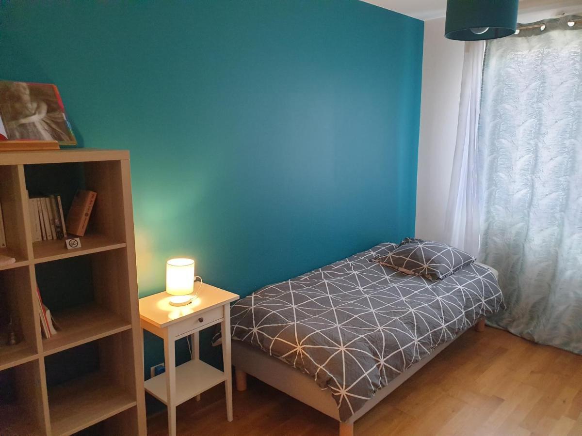 Spacieux Et Calme, Style Parisien, Toutes Commodites, Ideal Pour Un Sejour Authentique サン＝ドニ エクステリア 写真